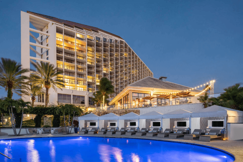 Naples-Grand-Beach-Resort
